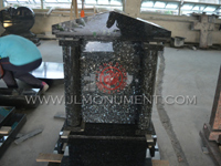 Labrador Bleu Monument